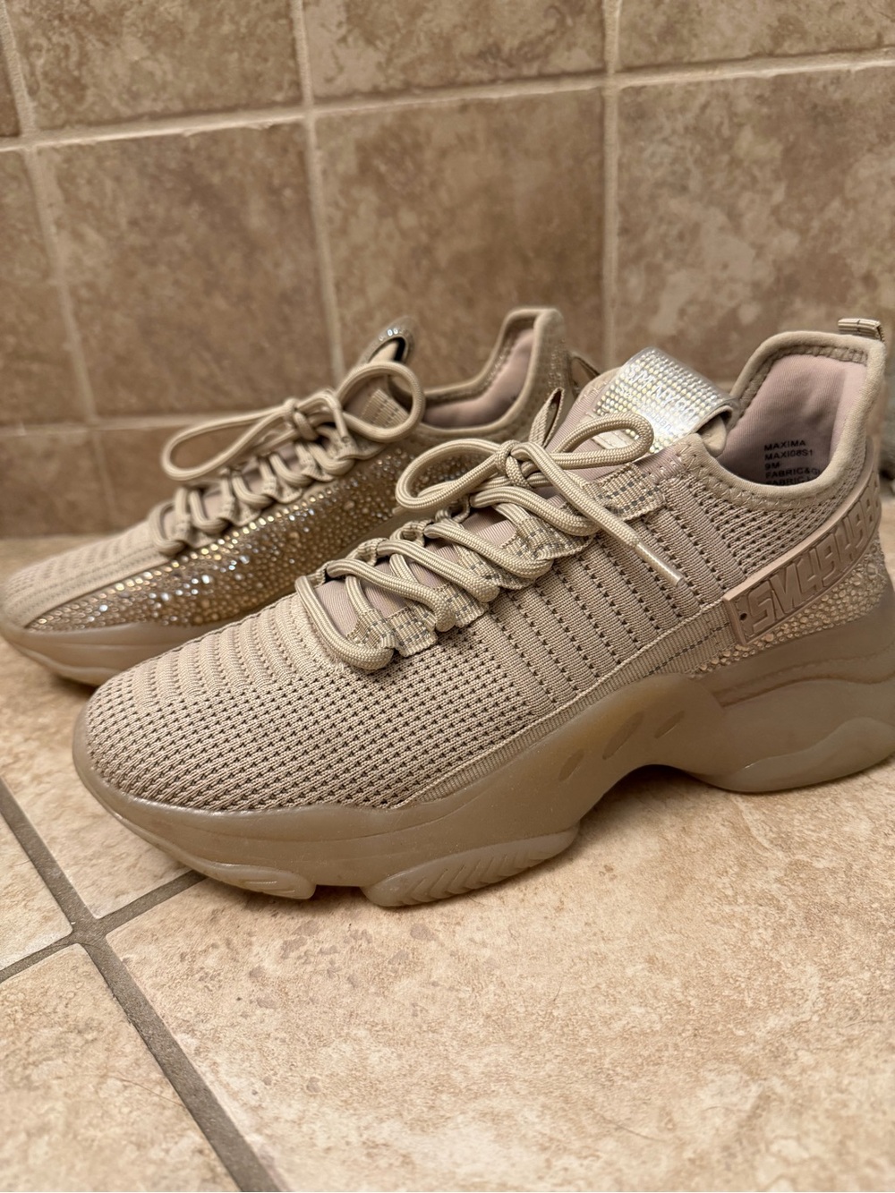 Steve Madden MAXIMA Rhinestone Fashion Sneakers Women's Size 9 Beige